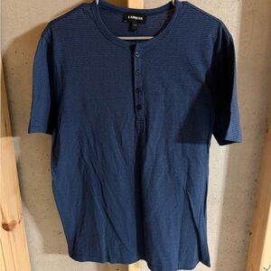 Express Men’s Short Sleeve Henley Large